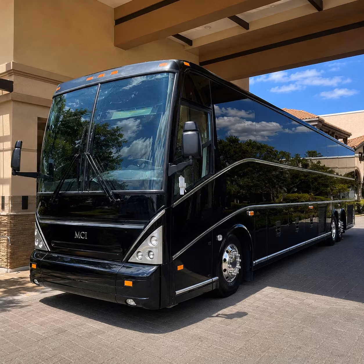 busrentallincoln com is the go to for lincoln concert transportation for groups of every size