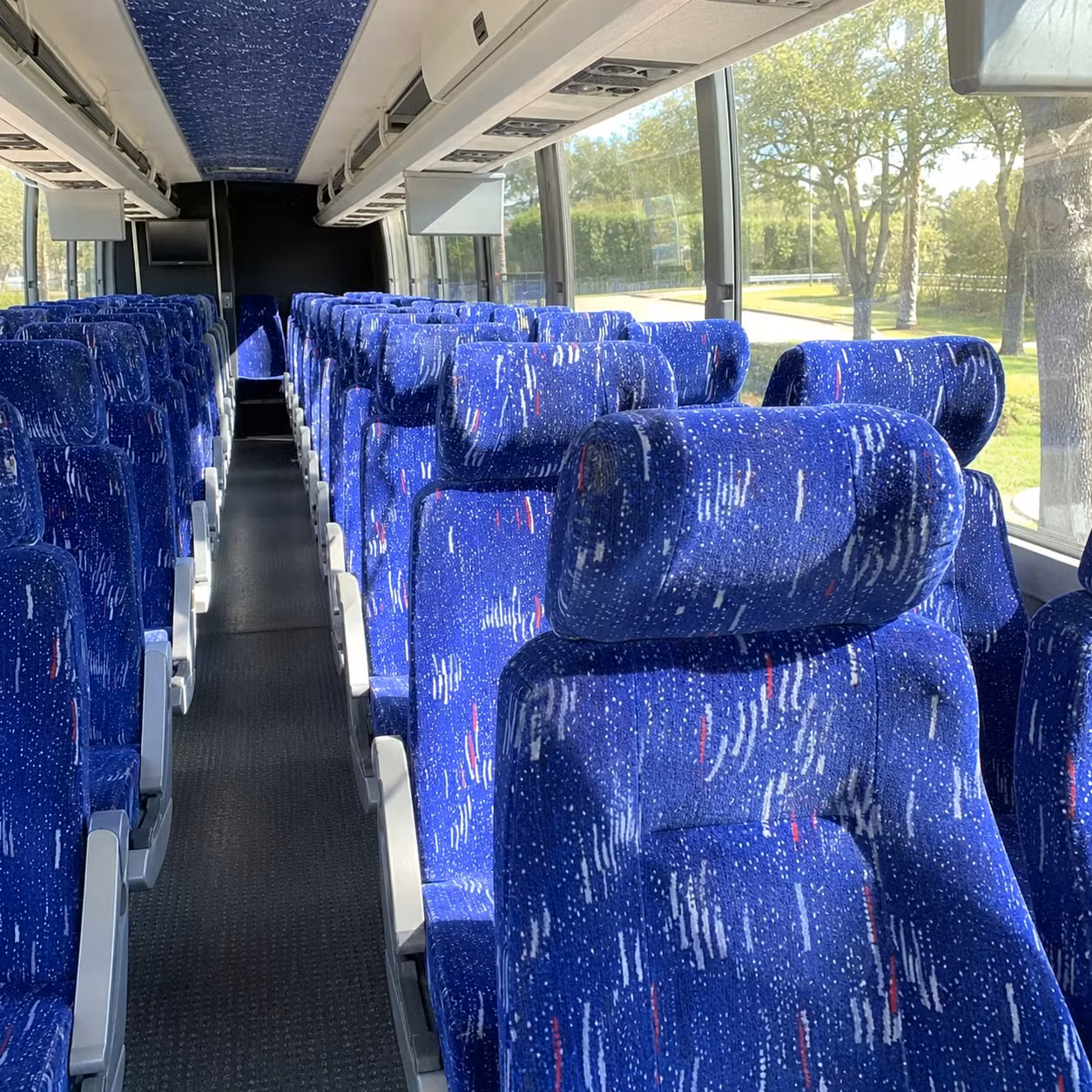 lincoln charter bus interior