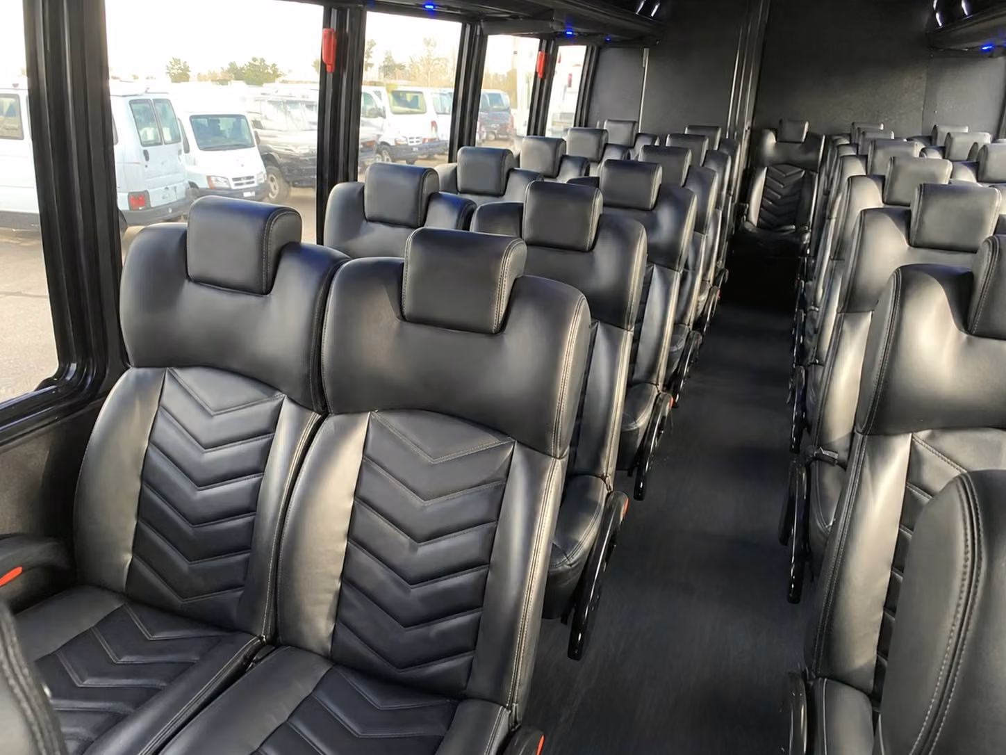 lincoln long distance bus rentals
