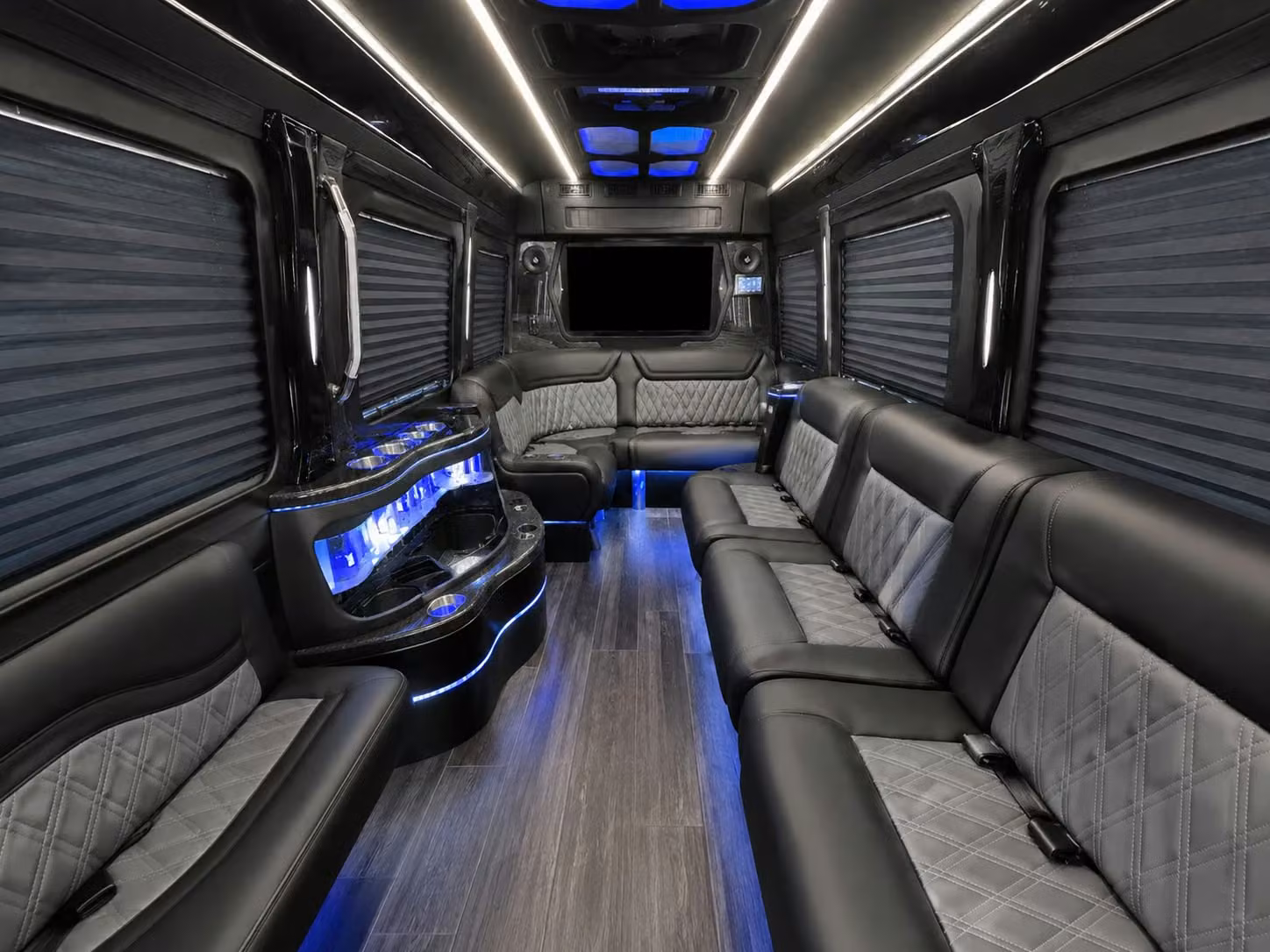 school and university group transportation for long distance trips from lincoln