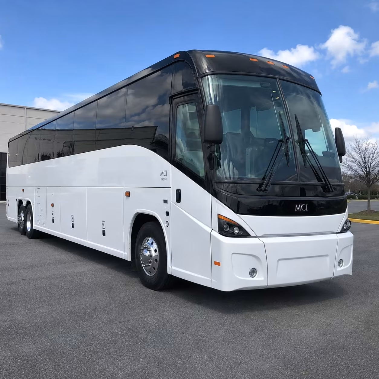 why a charter bus beats rideshares for lincoln airport group travel